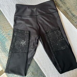 Zyia Size 6-8 Black Legging Tight Excellent Condition Women’s Soft